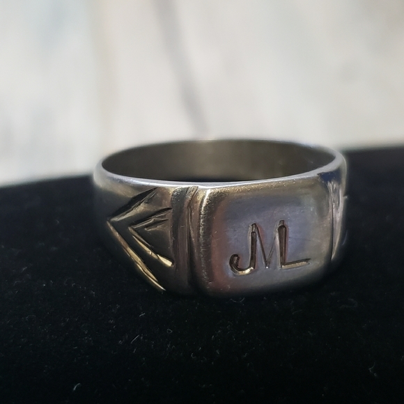 Jewelry - JML initials Ring!!!!